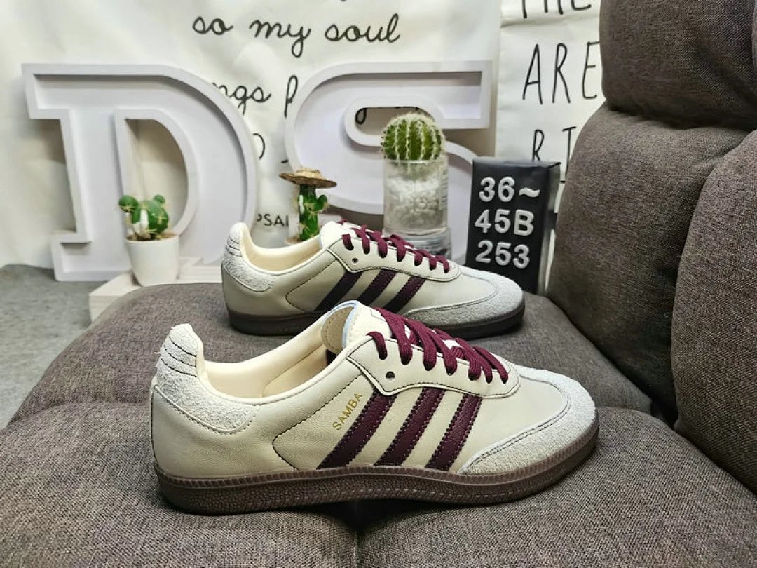 Adidas IG1987 SAMBA OG Low-Top Sneakers