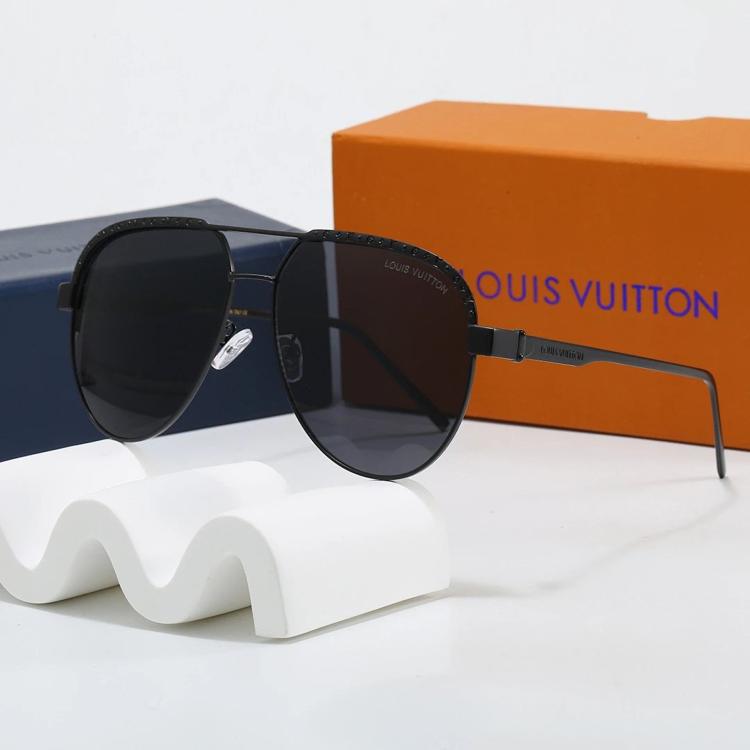 Louis Vuitton Tinted Lens Square Sunglasses, Polished Frame Style 34