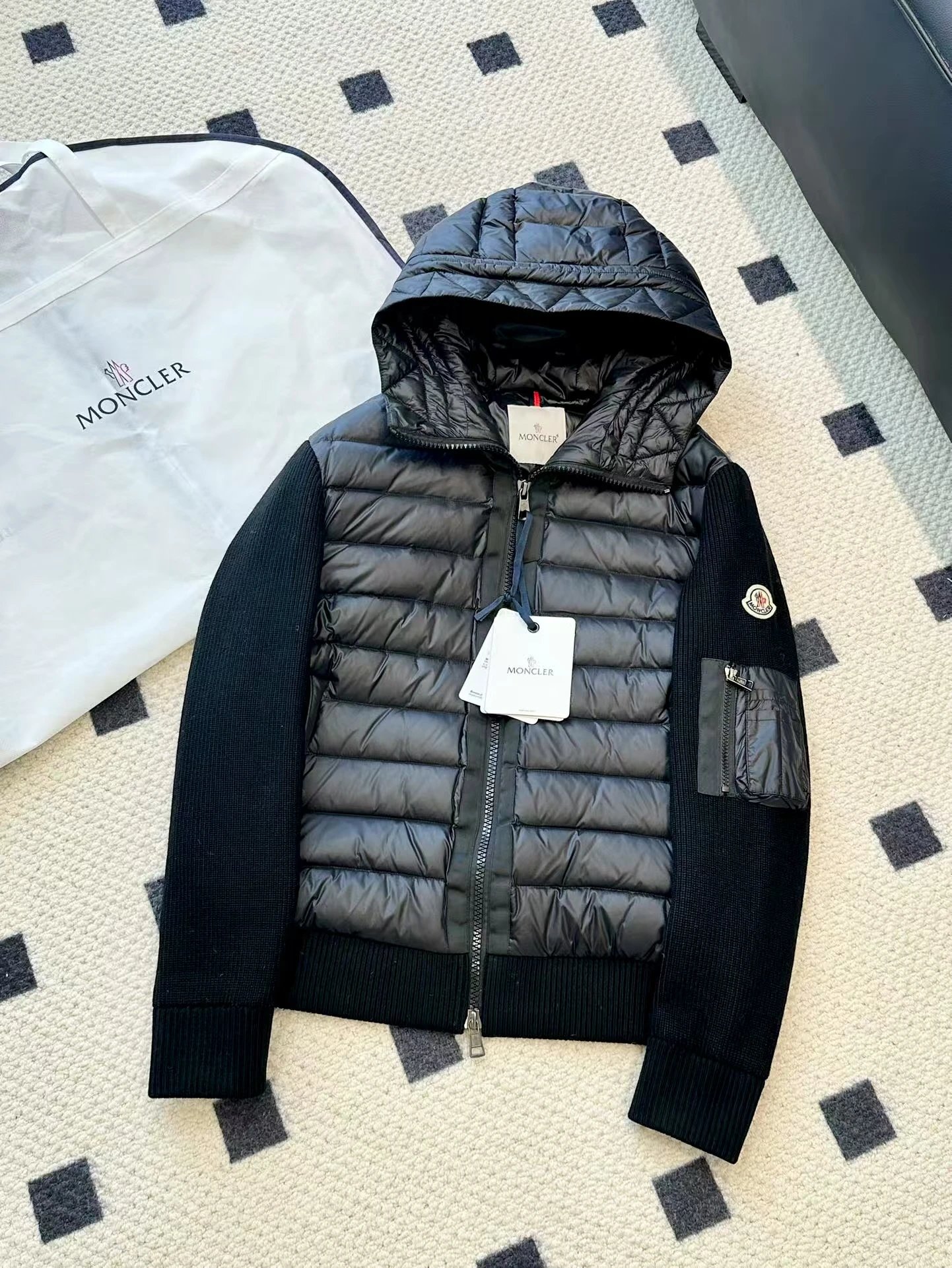 Men's M Hooded Down Jacket