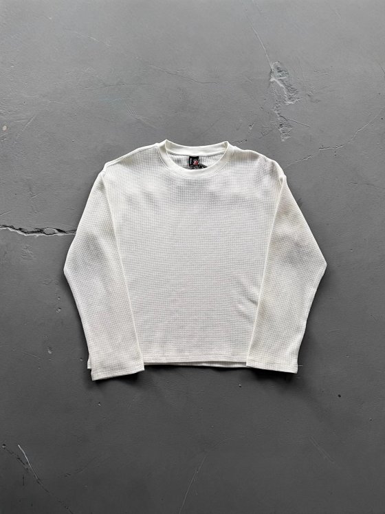 D-Waffle Plum Blossom Embroidered T-shirt=bymase