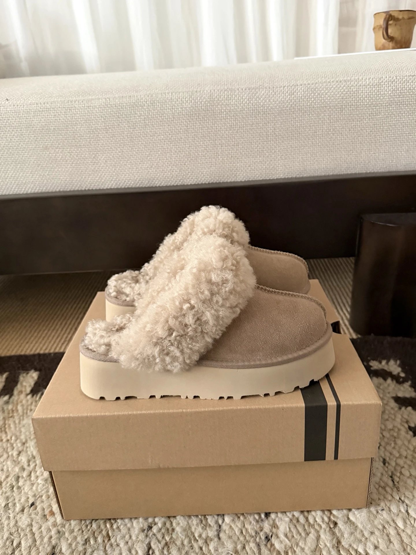 fuzzy disquette brown