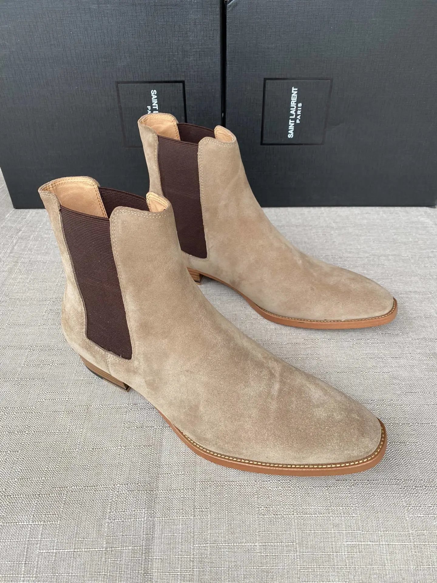 Saint Laurent Chelsea Beige Suede Buckle Boots