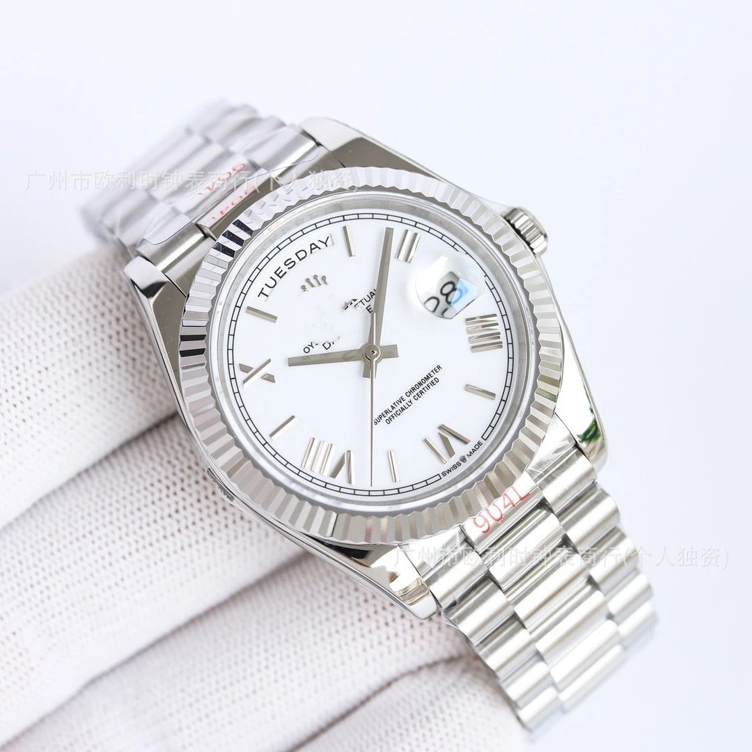 Rolex Day-Date 40 Green Roman Dial Presidential Watch
