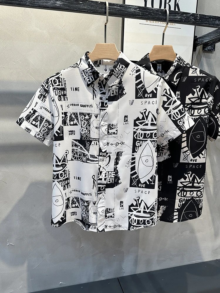 Graphic Print Short Sleeve Shirt White Urban Graffiti Style