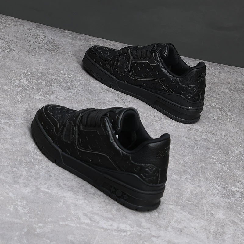 Louis Vuitton Genuine Leather Wear Resistant Couple Casual Sneakers