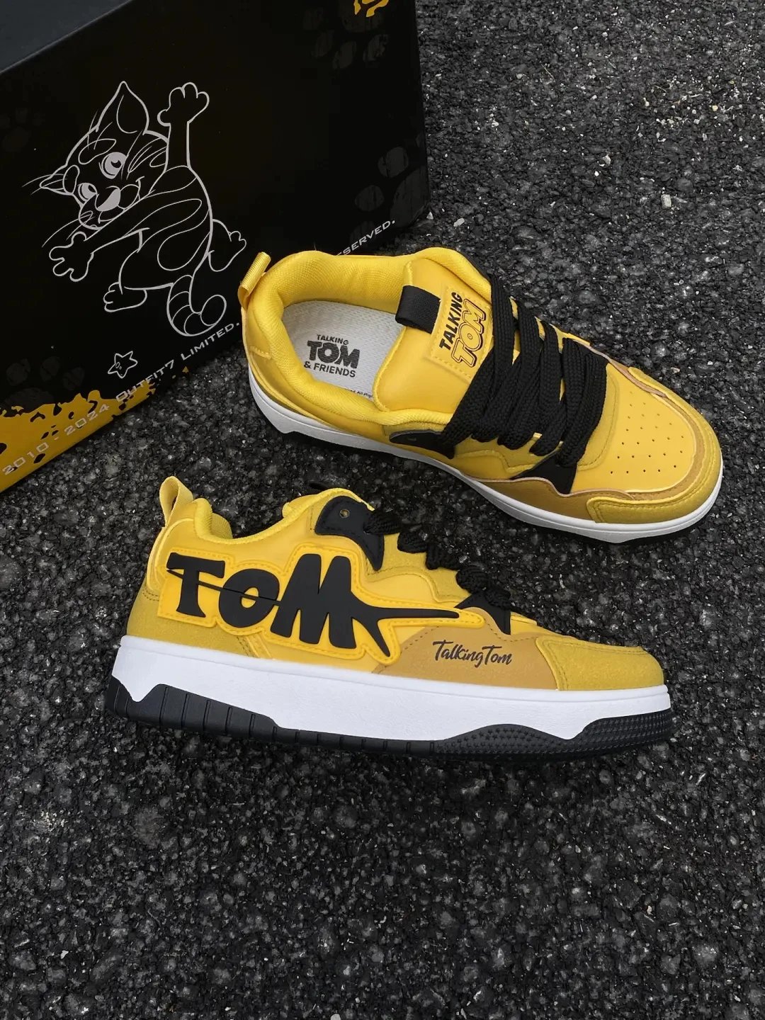 Talking Tom Men's Summer Breathable Sneakers