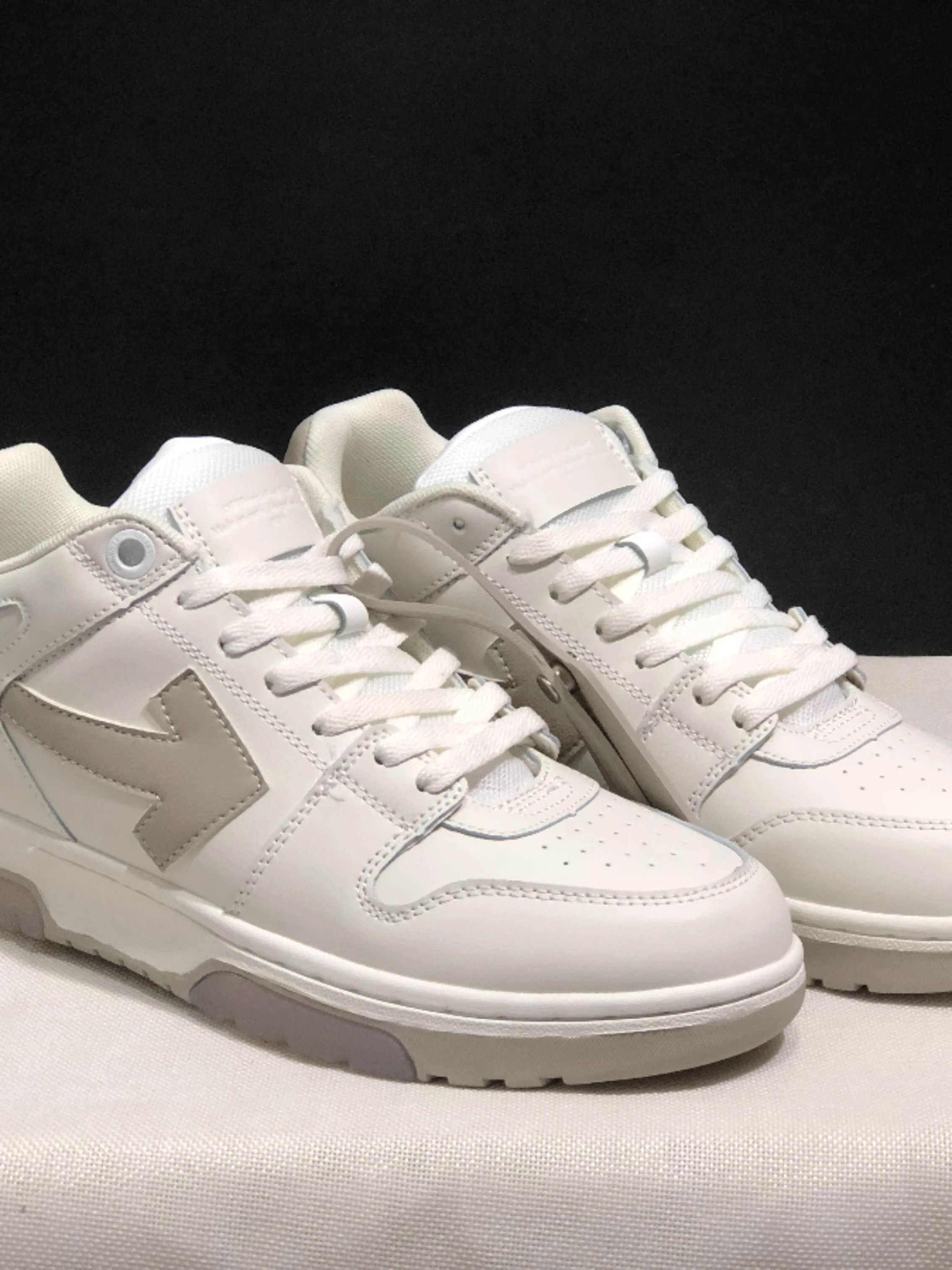 Off-White 23SS OW Arrow Low-Top Unisex Casual Sports Shoes