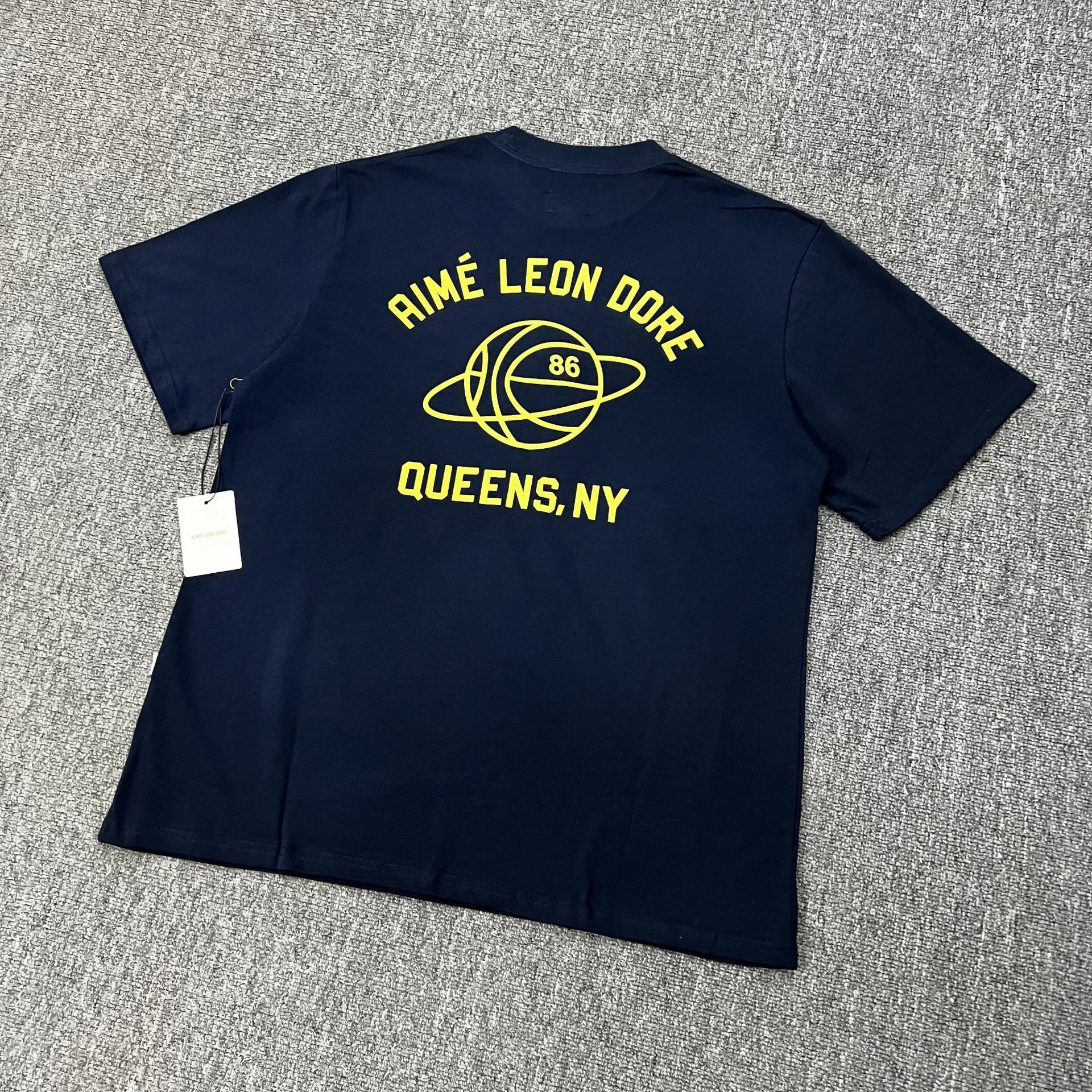 Round Neck Loose Couple T-Shirt photo 5