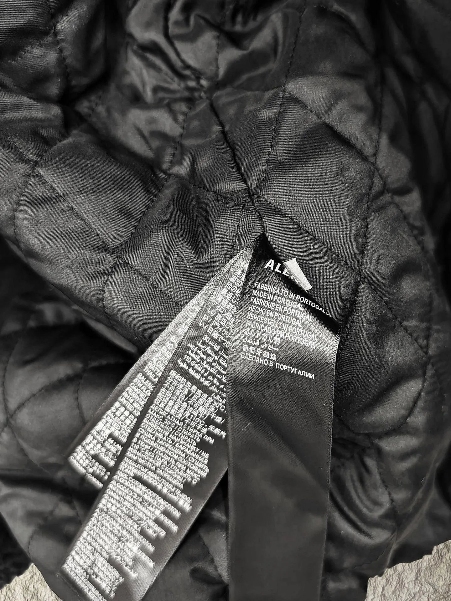 Balenciaga Oversized Black And Cream Sherpa Fleece Zip-Up Jacket