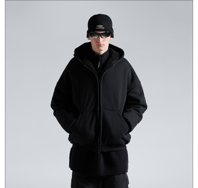 Black Puffer Hooded Jacket Black Cargo Pants Streetwear Outfit