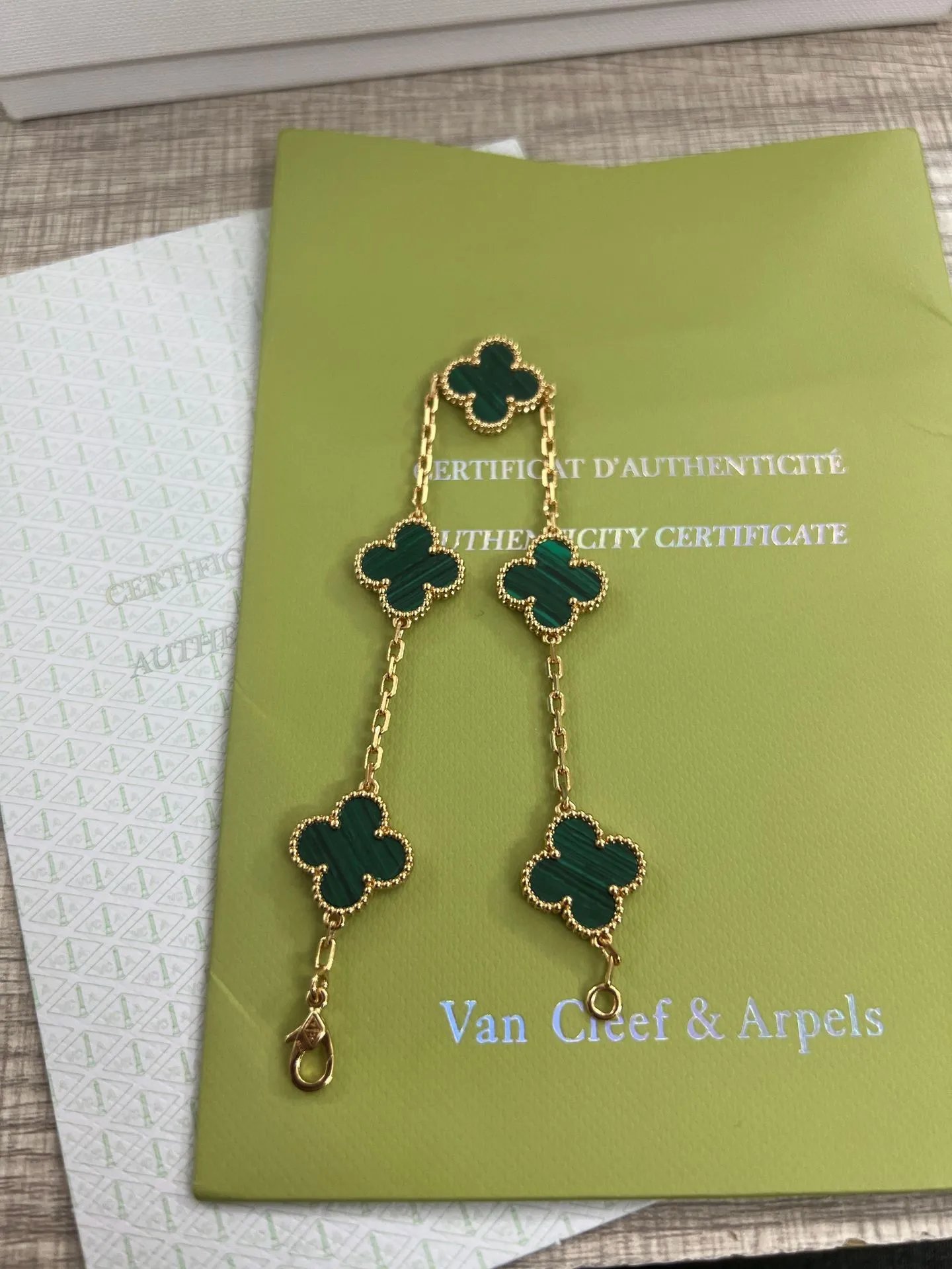 Van Cleef &amp; Arpels Alhambra Turquoise Gold Paved Chain Bracelet