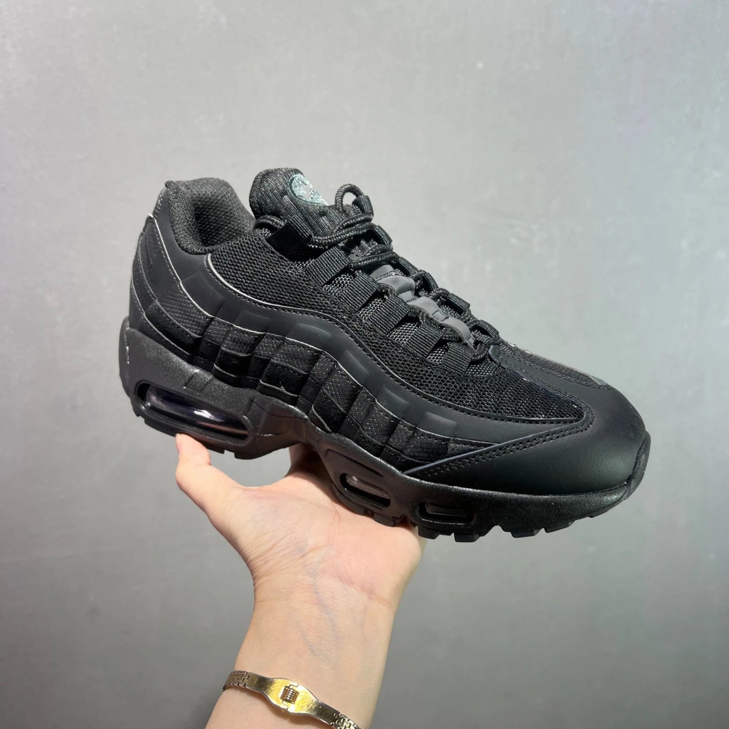 Nike Air Max 95 Black Woven Casual Sneakers