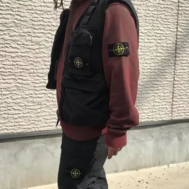 Stone Island Compass Badge Cargo Pants photo 5