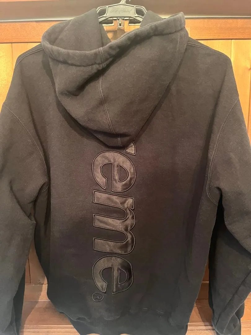 Supreme Logo Black Hooded Sweatshirt