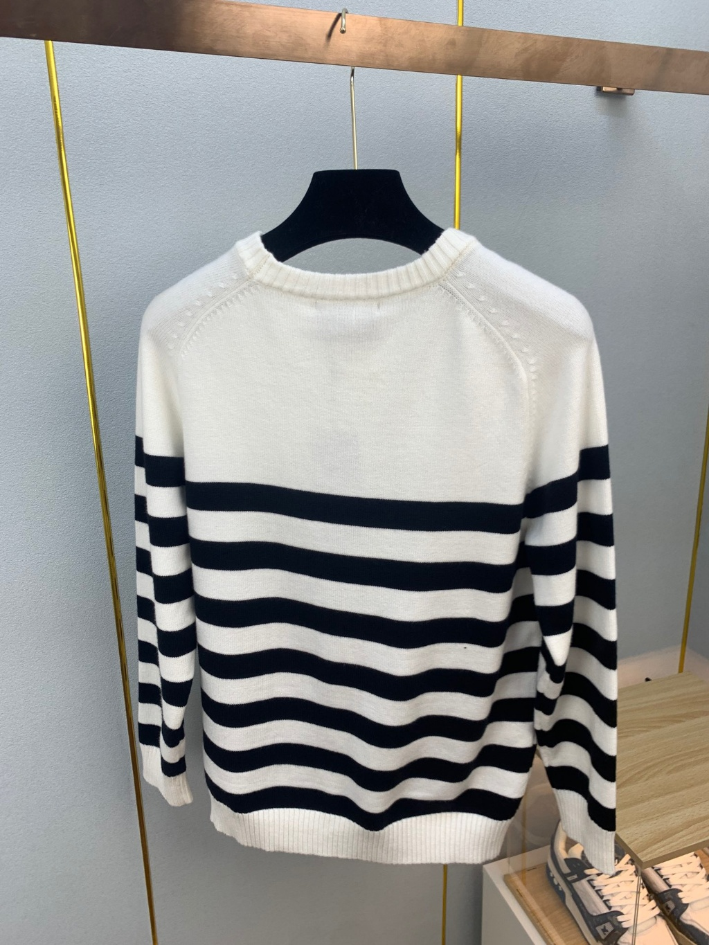 Gucci Striped White Navy Blue Crewneck Sweater