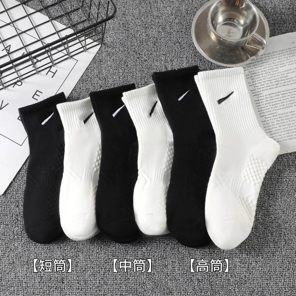 Nike Swoosh Cotton Lightweight Crew Socks