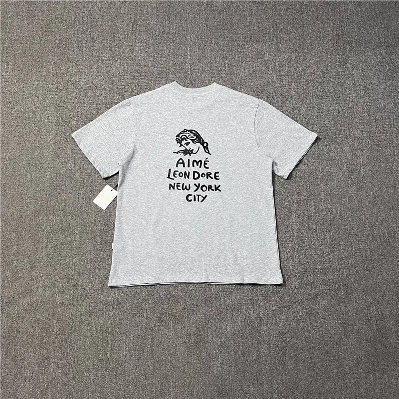 Round Neck Loose Couple T-Shirt photo 7