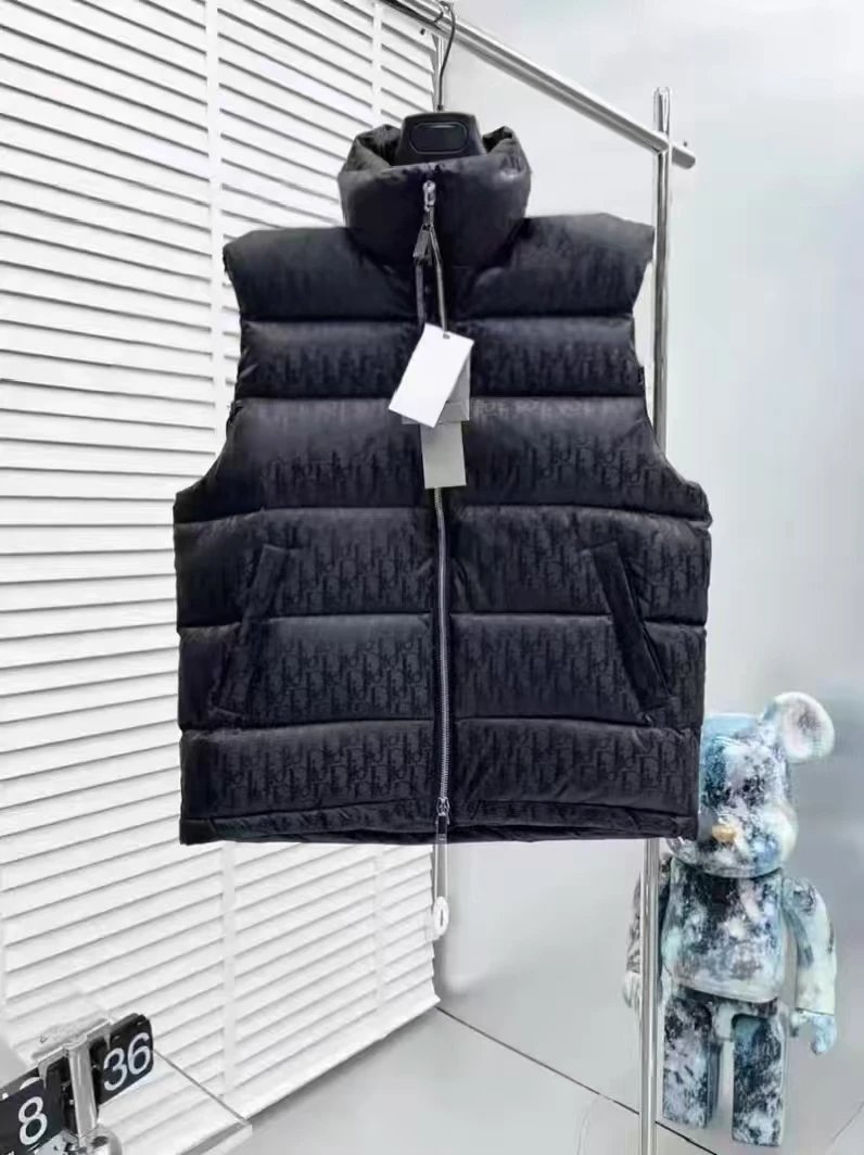 Black vest (high-quality white duck down)