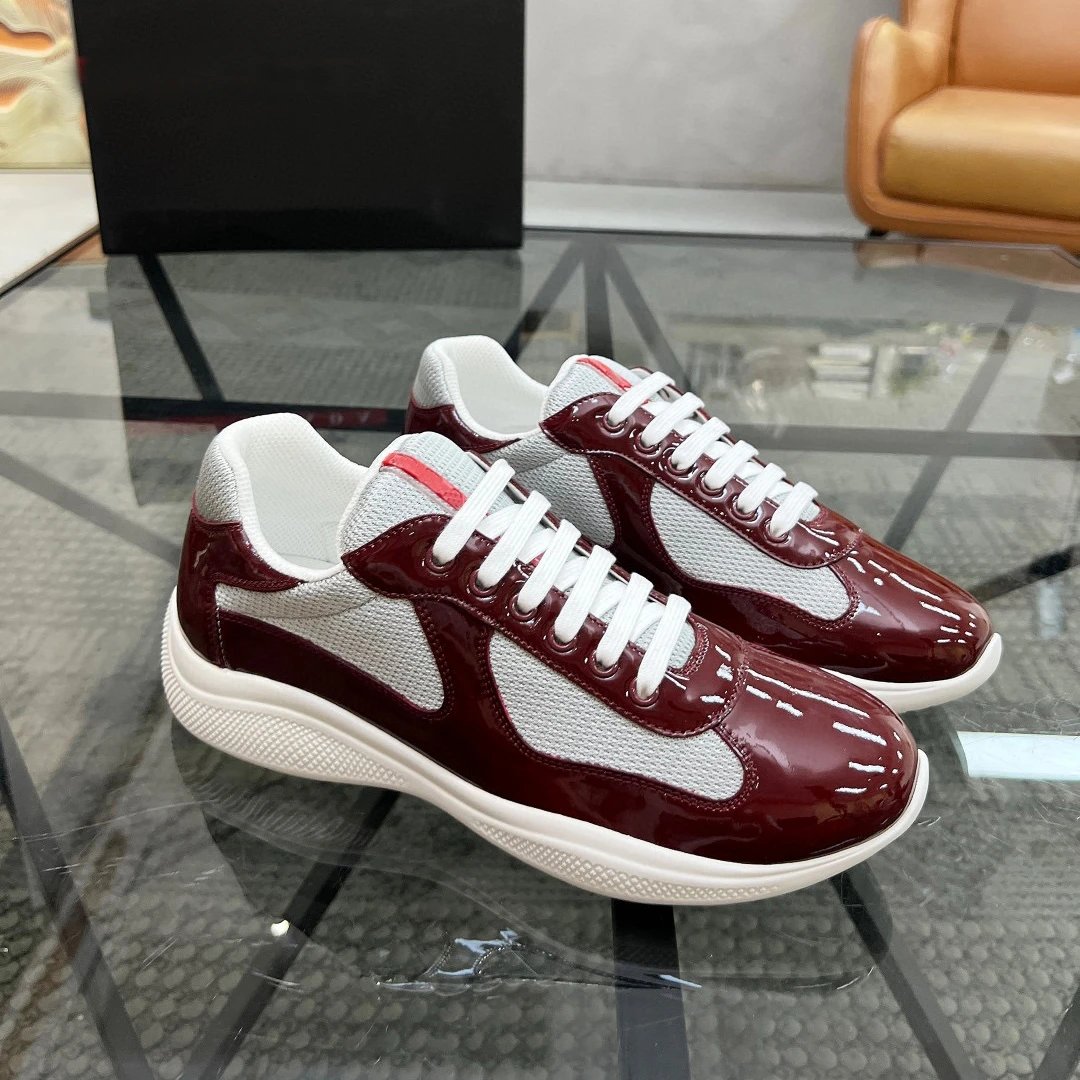 Prada Sneakers Burgu
