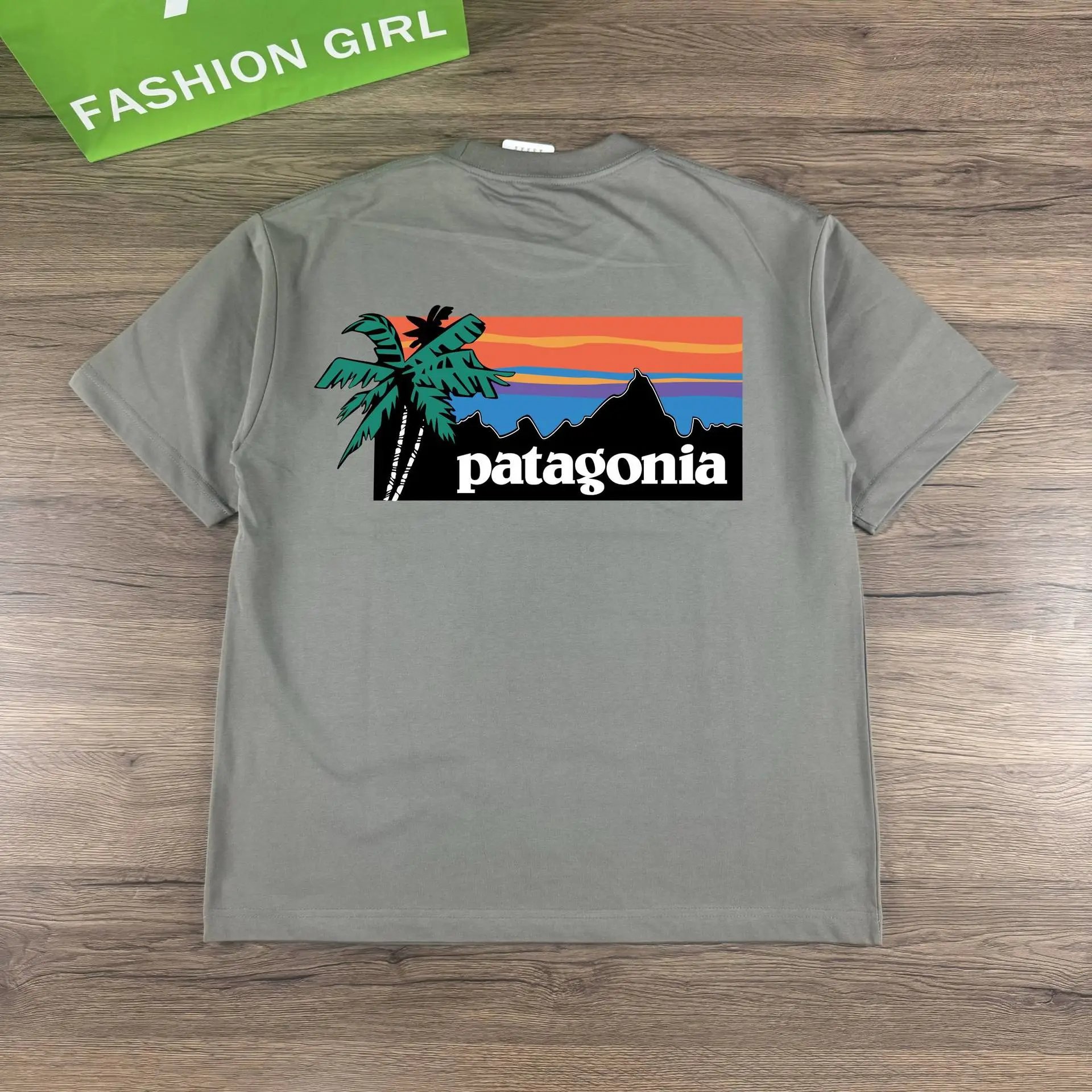 Patagonia Palm Tree 