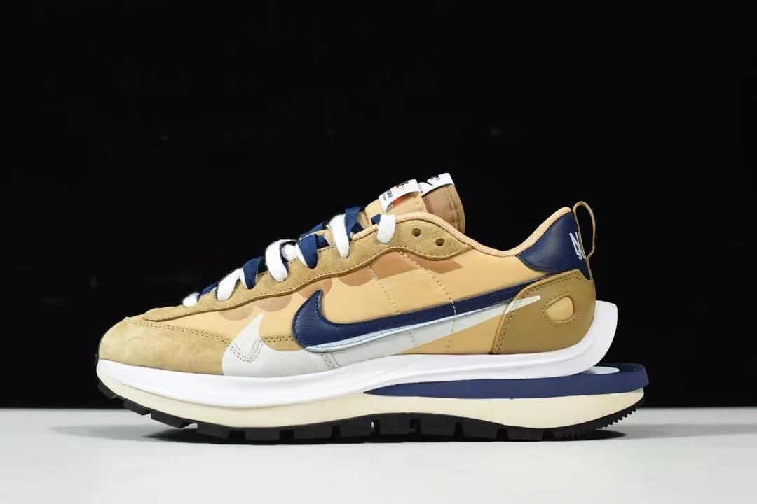 Nike Sacai x VaporWa