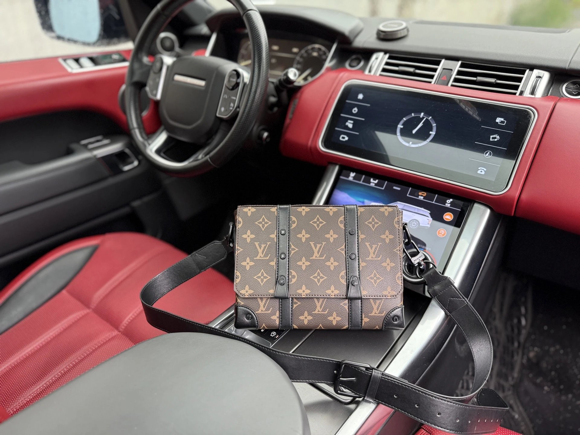 Louis Vuitton Monogr