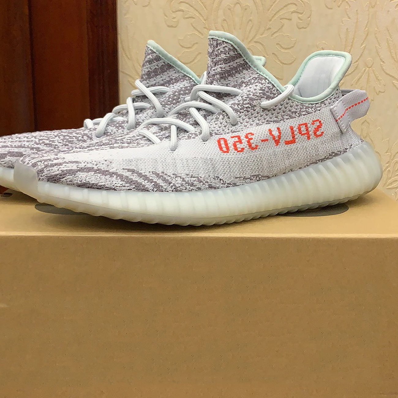 Adidas Yeezy Boost 3