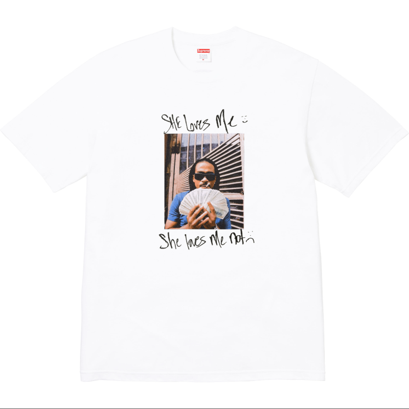 Supreme She Loves Me