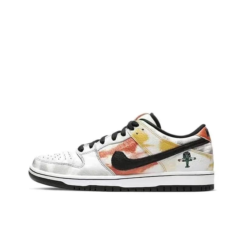 Nike SB Dunk Low Tie-Dye Sneakers