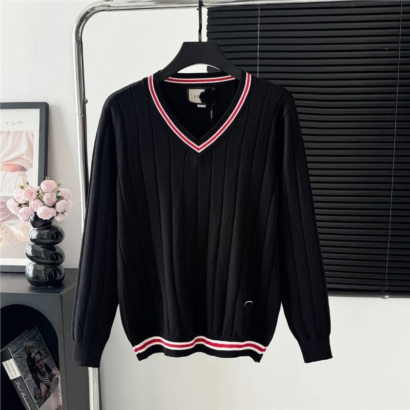 Gucci Black V-Neck S