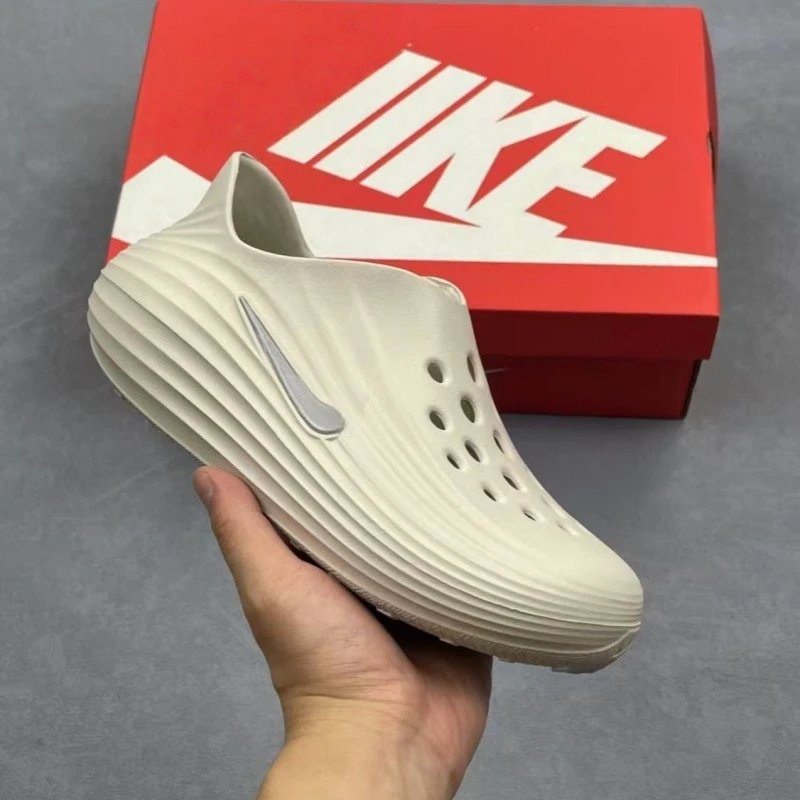 Nike Sandals photo 3