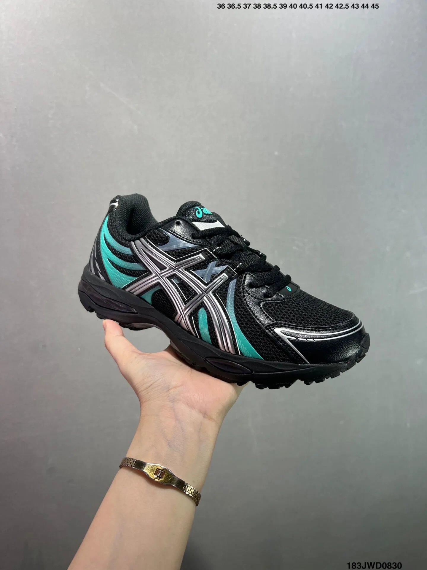 ASICS Gel-Contend 4 
