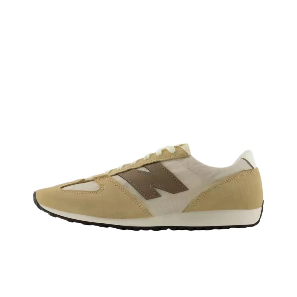 New Balance 420 Beig