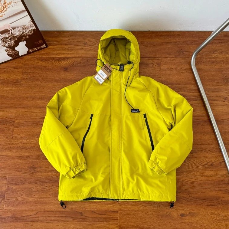 Patagonia Black Hole