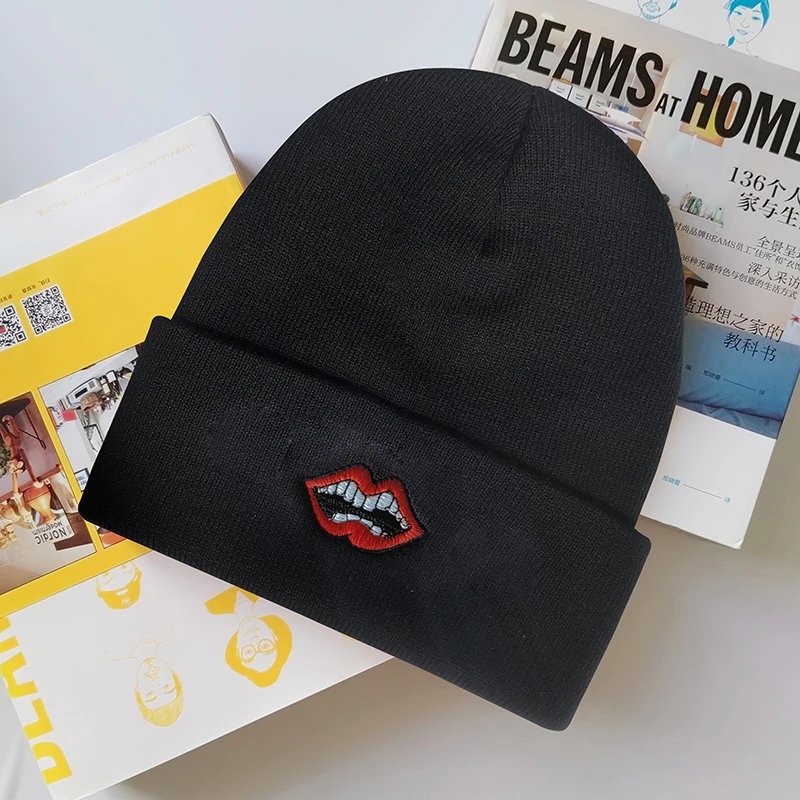 BEAMS Black Beanie
