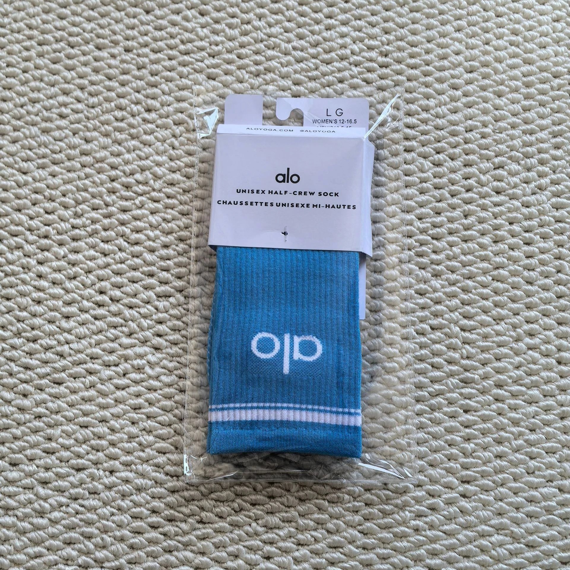 Alo Unisex Half-Crew