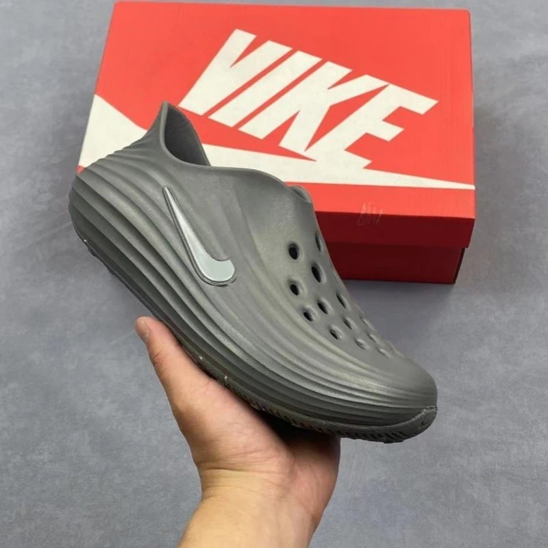 Nike Sandals photo 2