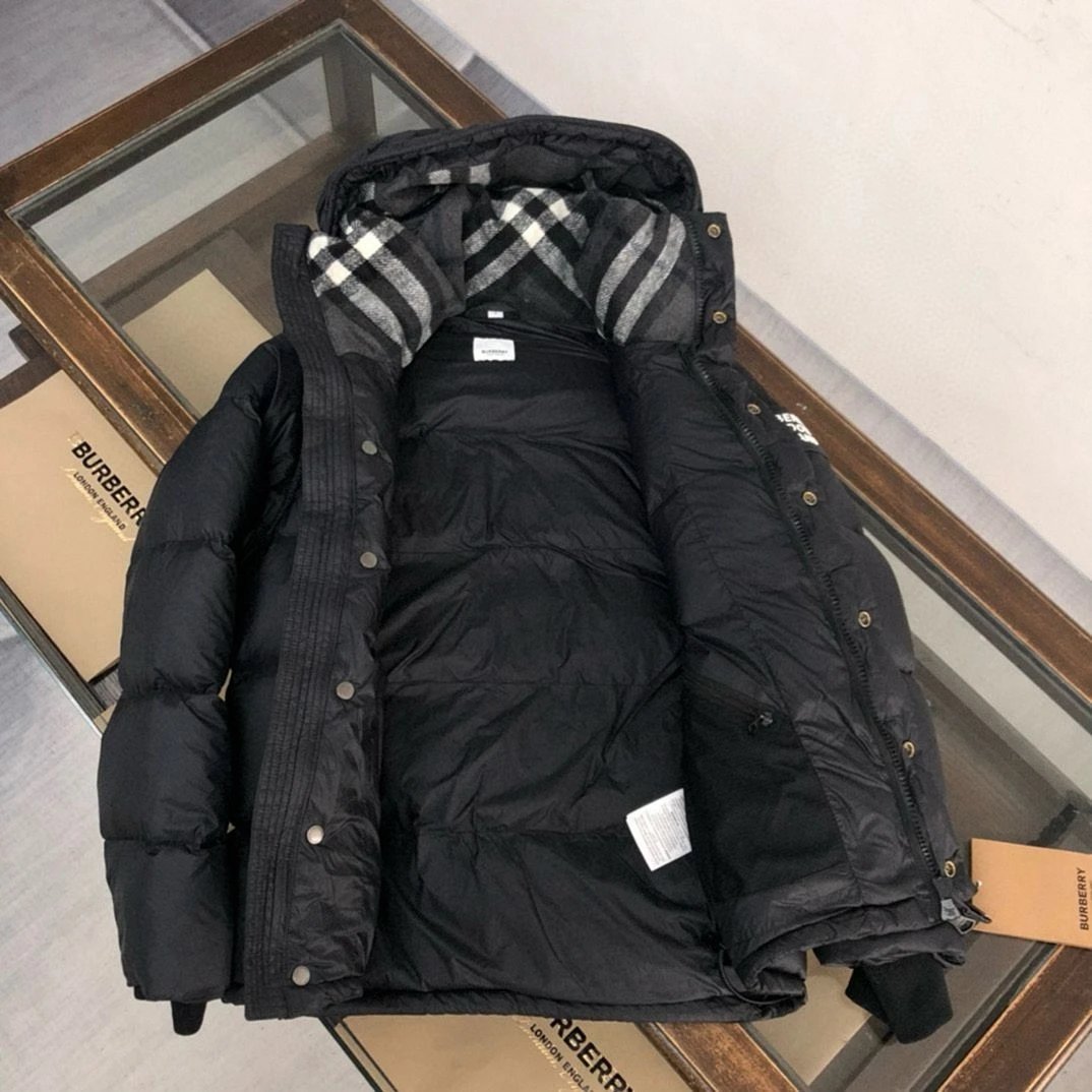 Burberry Puffer Jacket Beige Classic Quilted Hooded