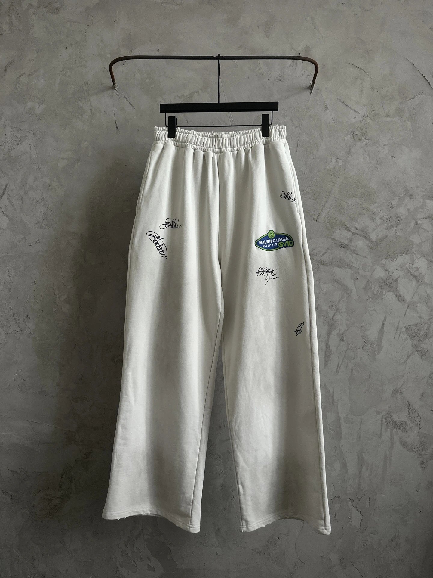 Balenciaga White Pan