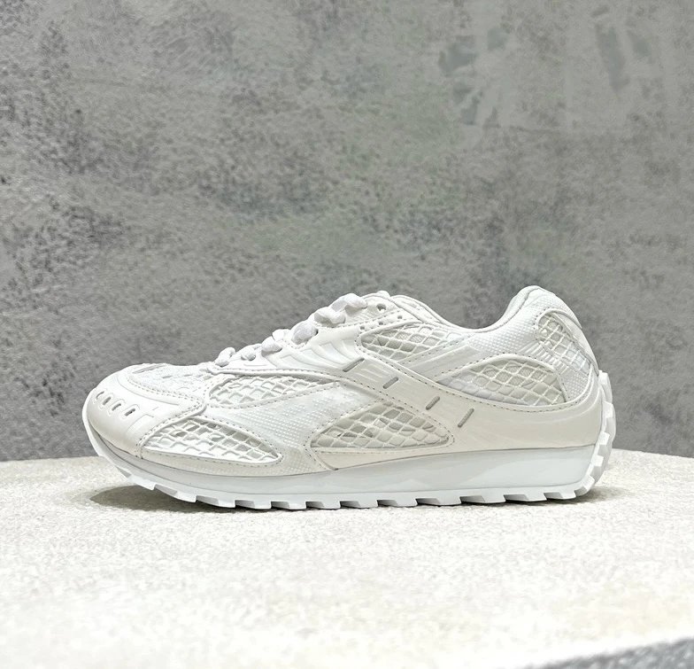 Bottega Veneta Mesh Casual Sneakers photo 8