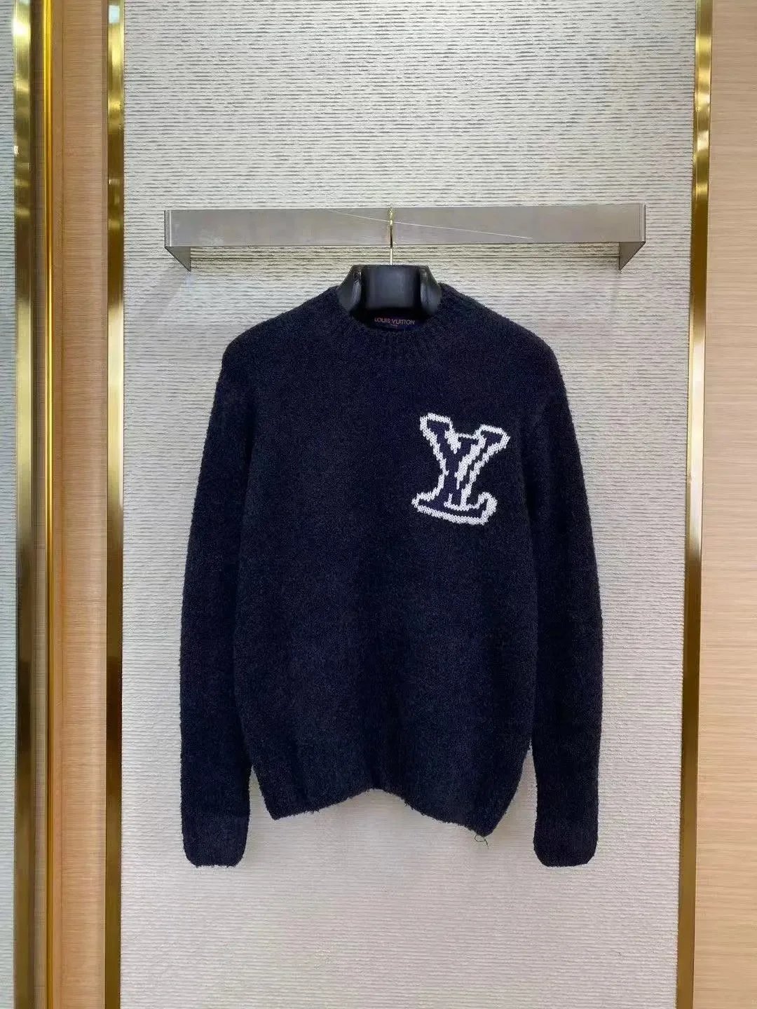 Louis Vuitton Autumn Winter Long Sleeve Round Neck photo 2