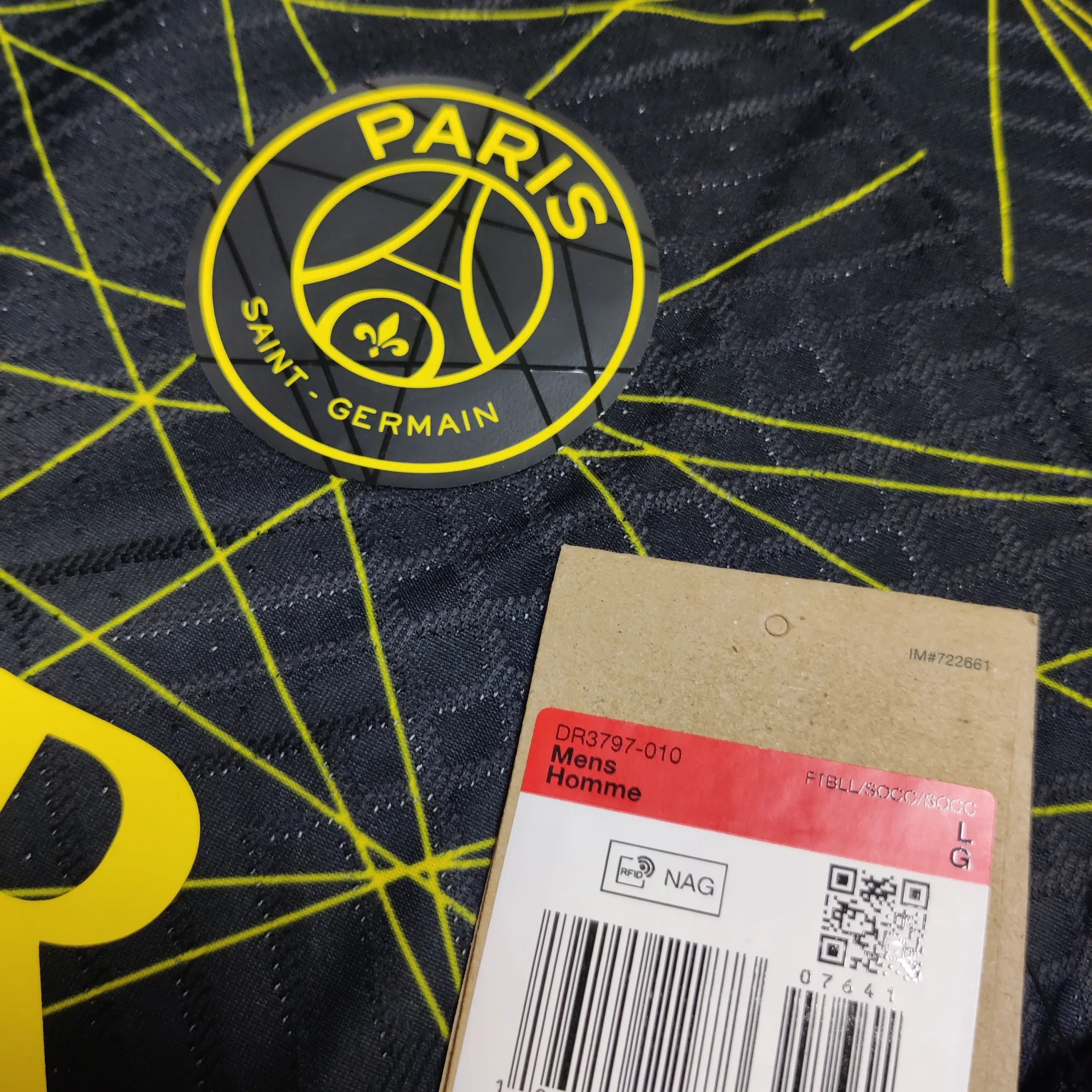 Jordan Paris Saint-Germain Black Yellow Geometric Pattern Soccer Jersey