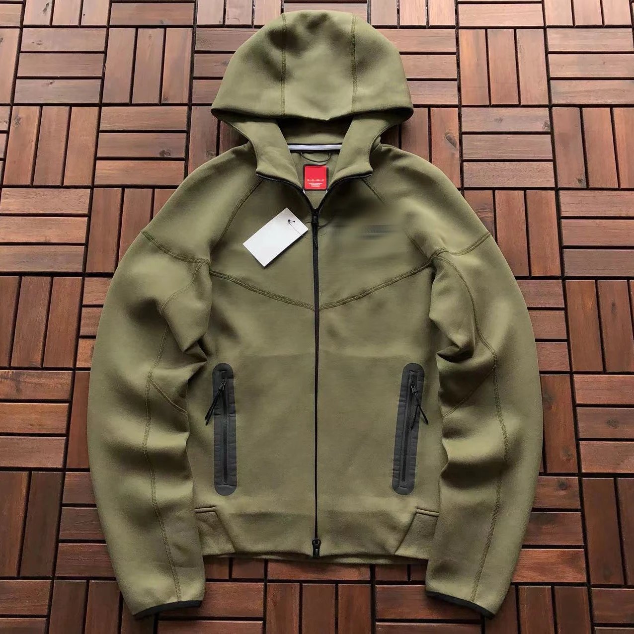 Nike Tech Fleece Oli