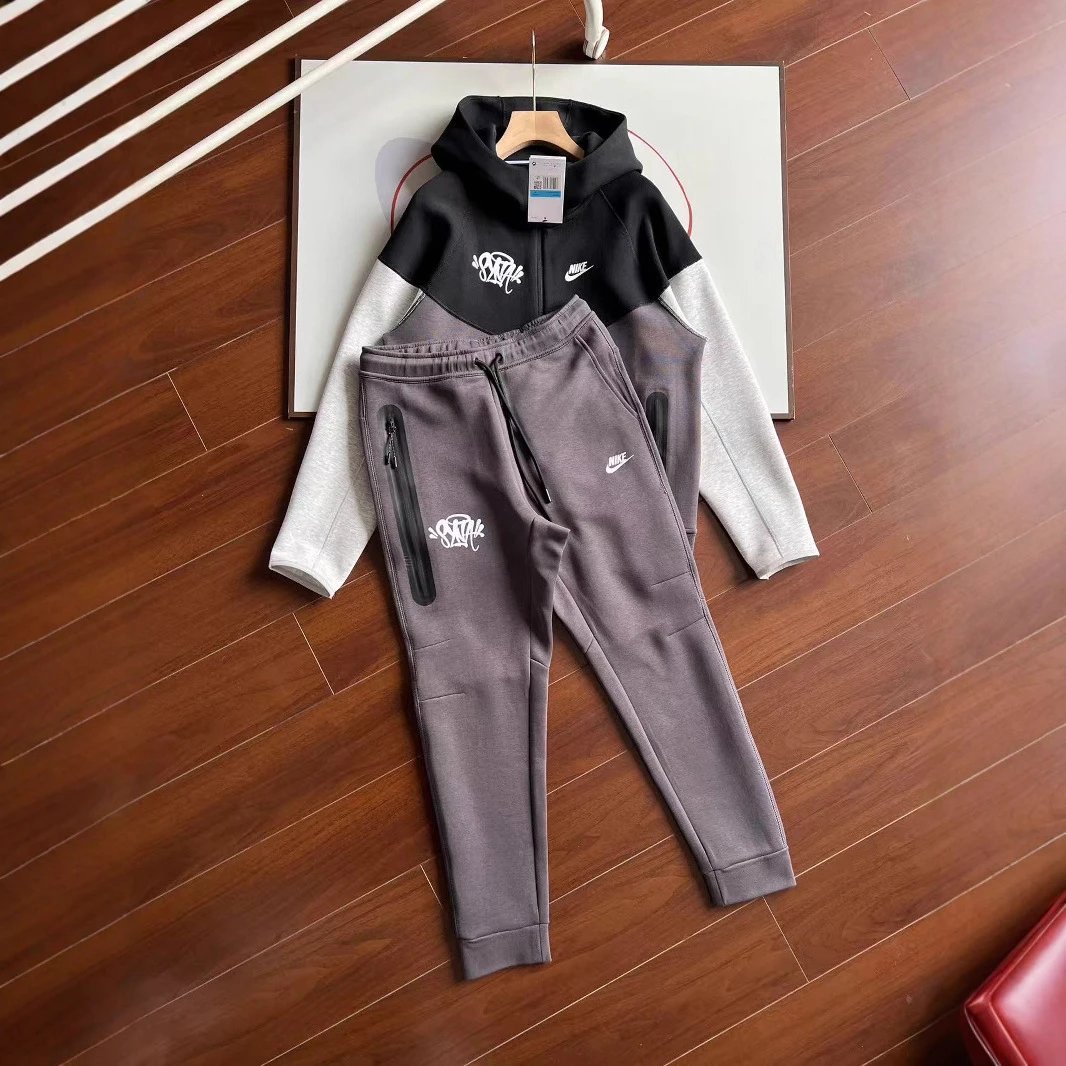 Nike Tech Fleece Gra