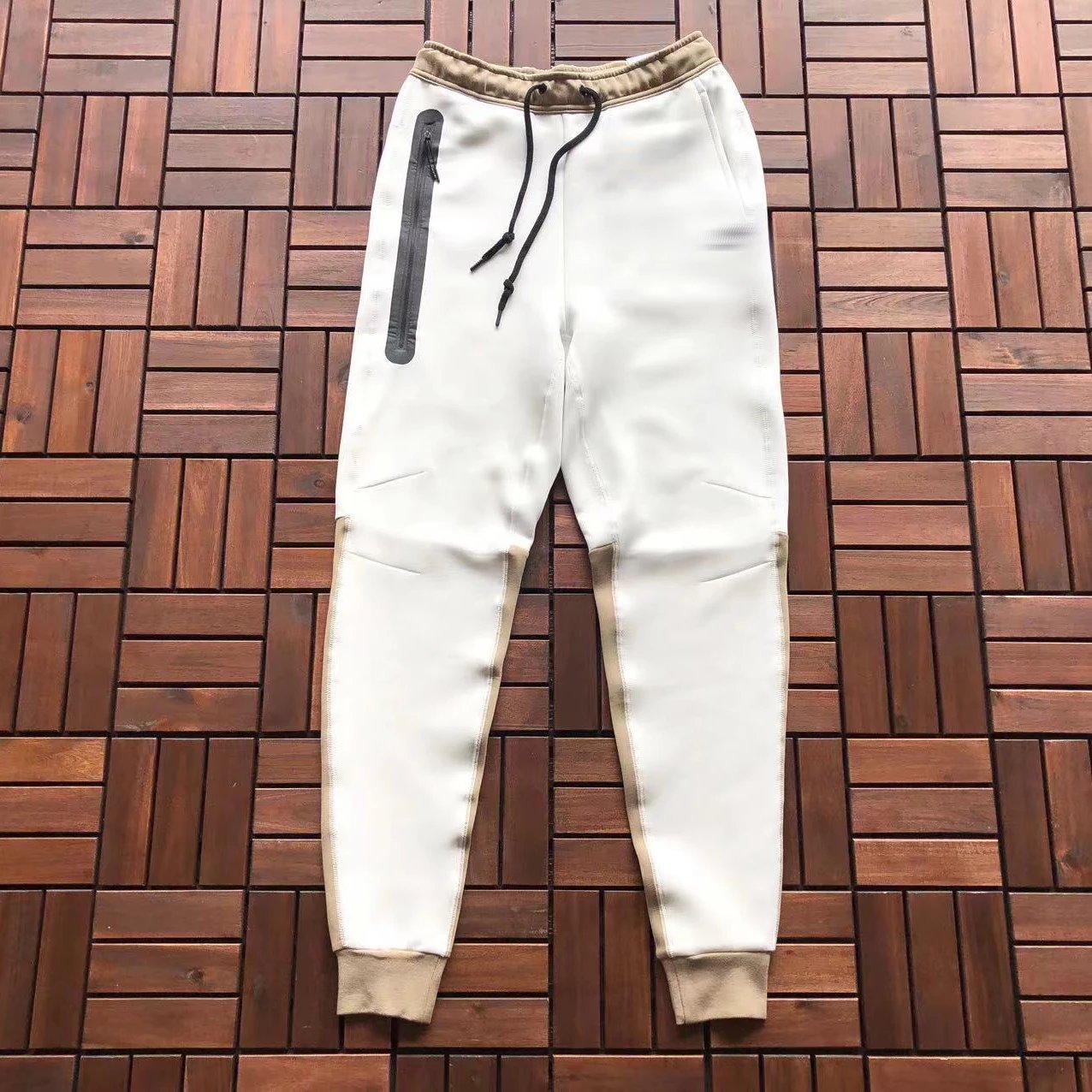 Nike Tech Fleece Whi