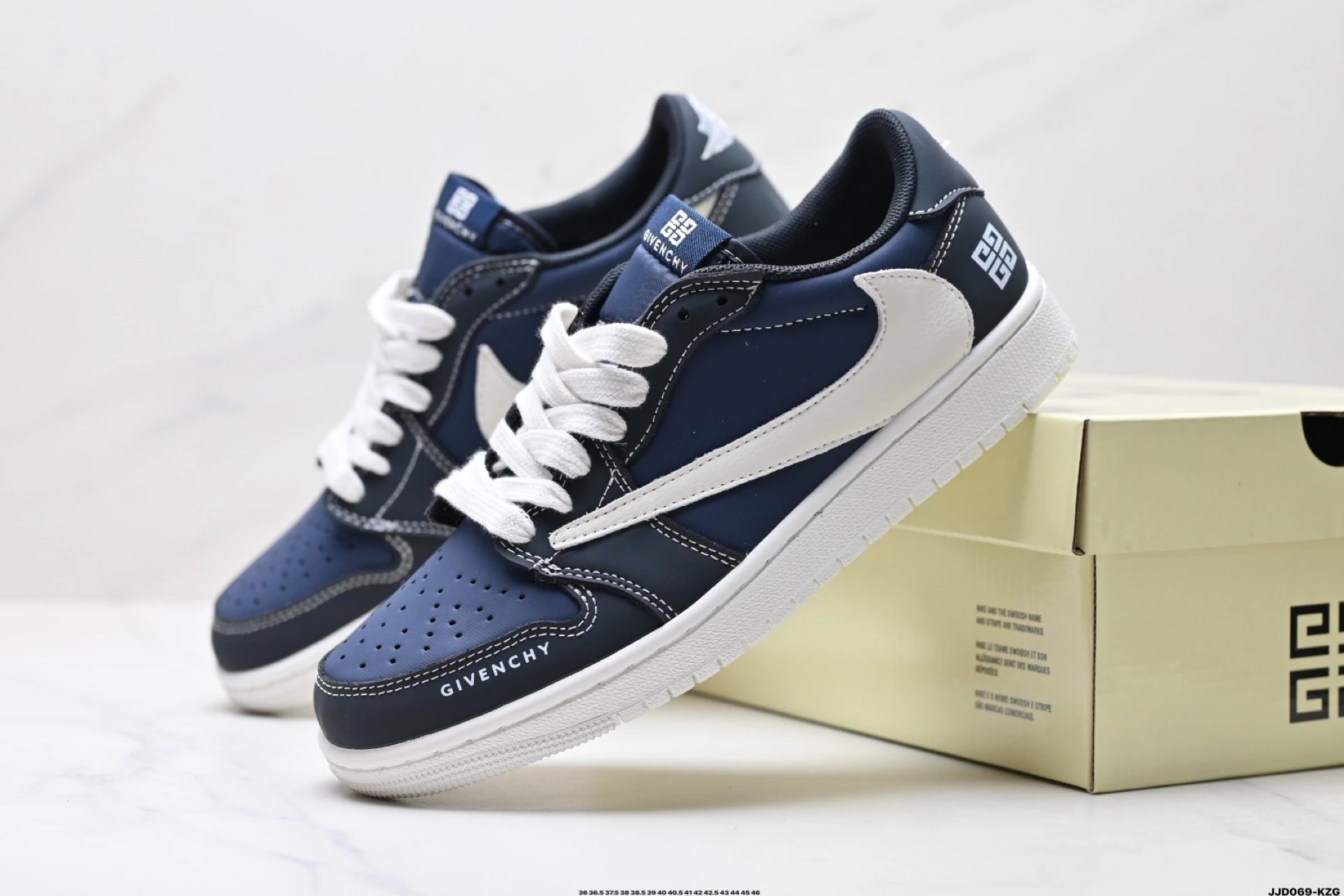 Givenchy x Nike Air 