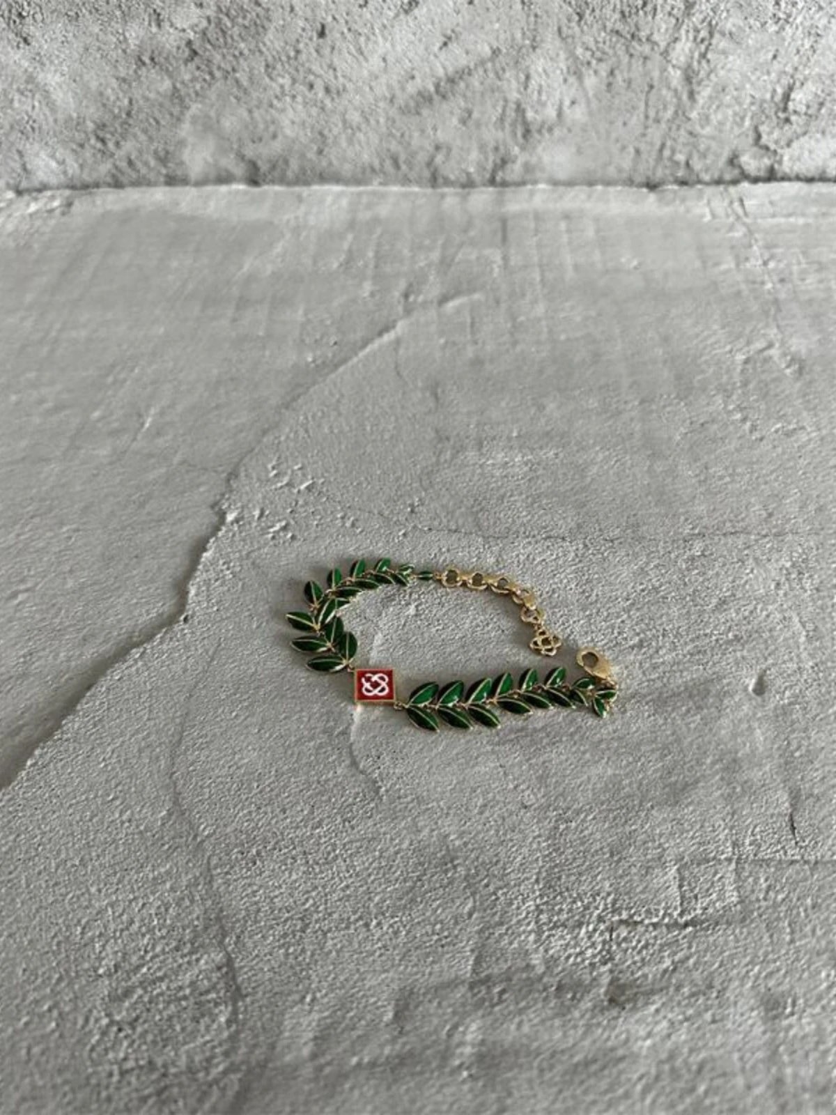 Gold Tone Enamel Green Leaf Red Square Charm Bracelet