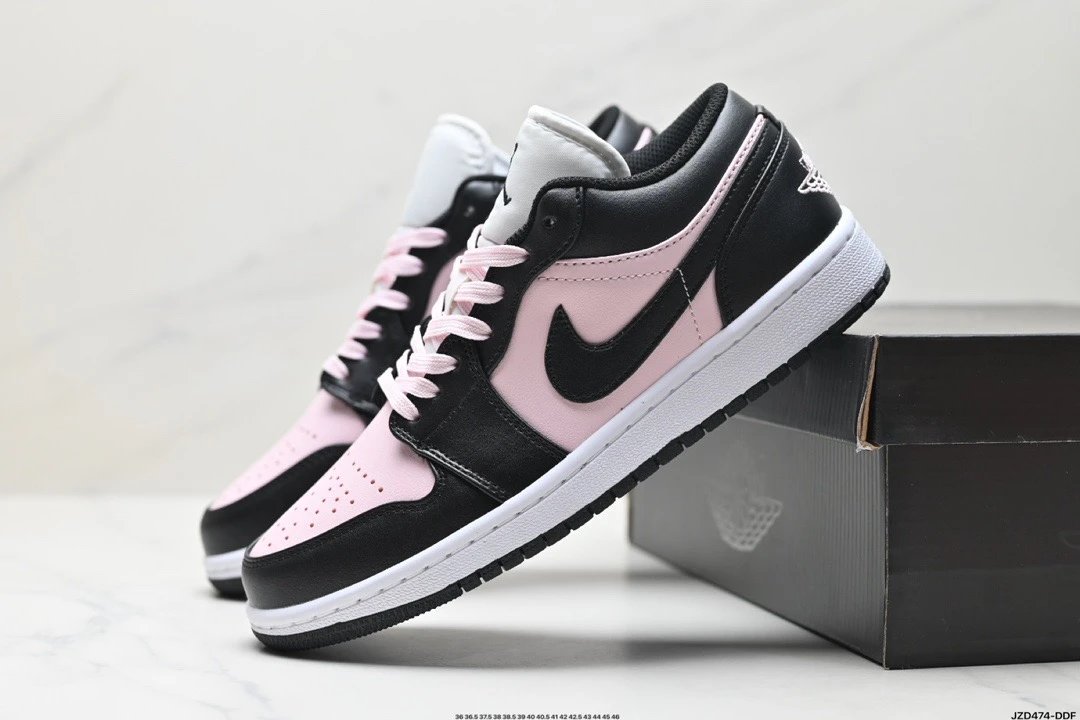 Air Jordan 1 Low Bla