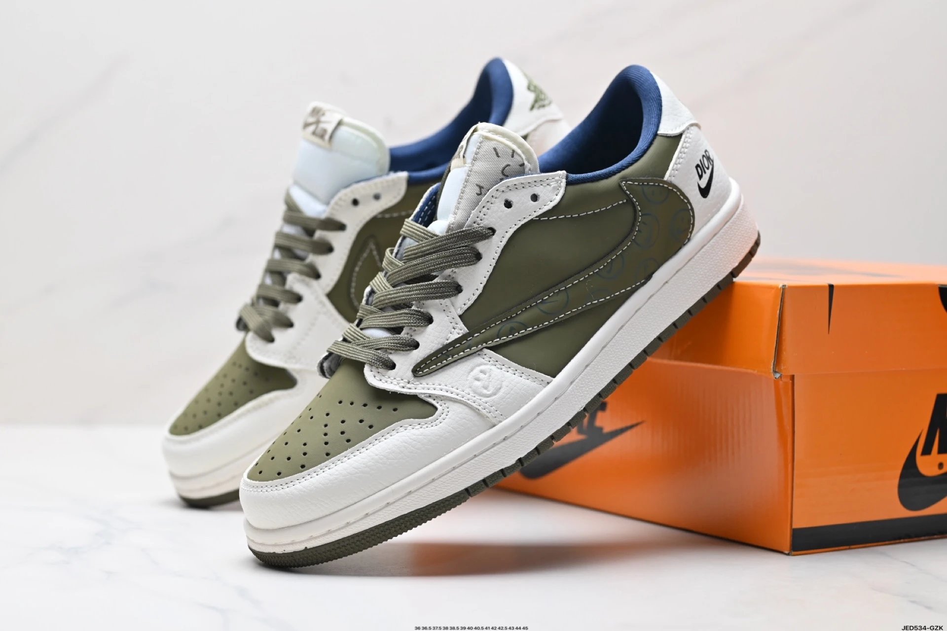 Nike x Travis Scott 
