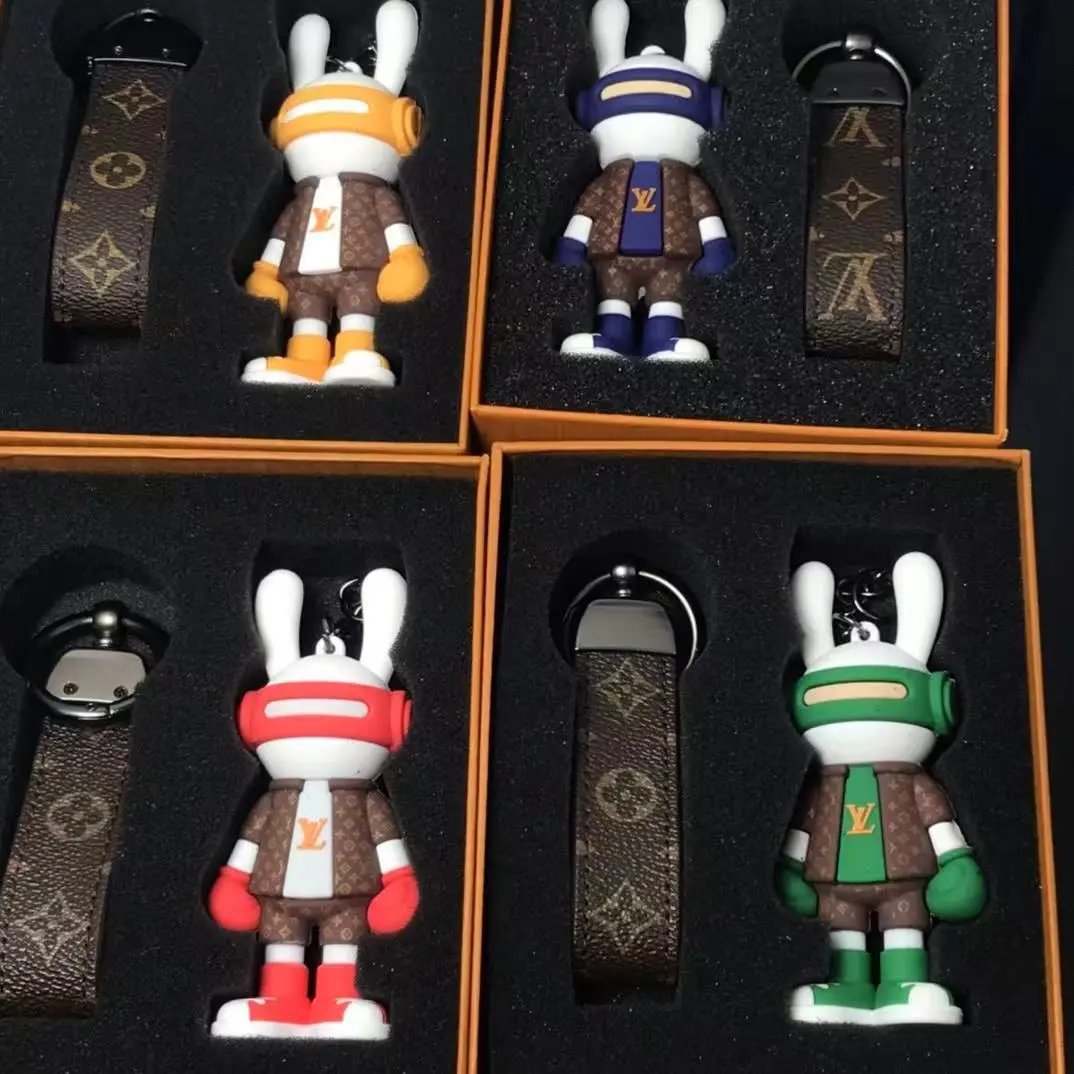 Louis Vuitton Brown 